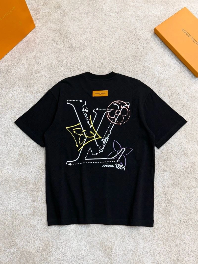 Louis Vuitton T-Shirts Minimalist 133232