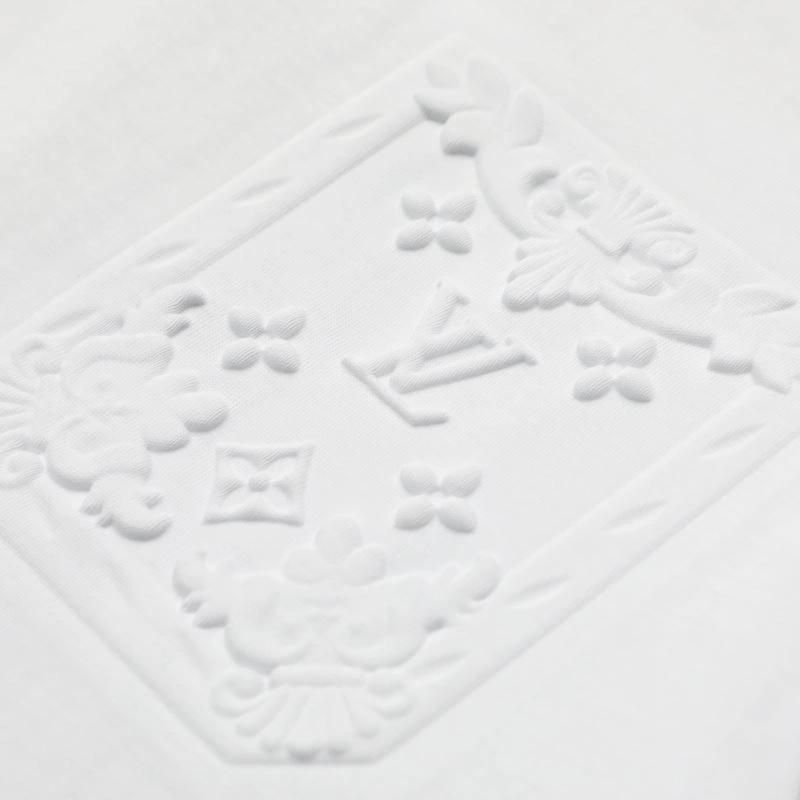 Elegant Louis Vuitton T-Shirts 133228
