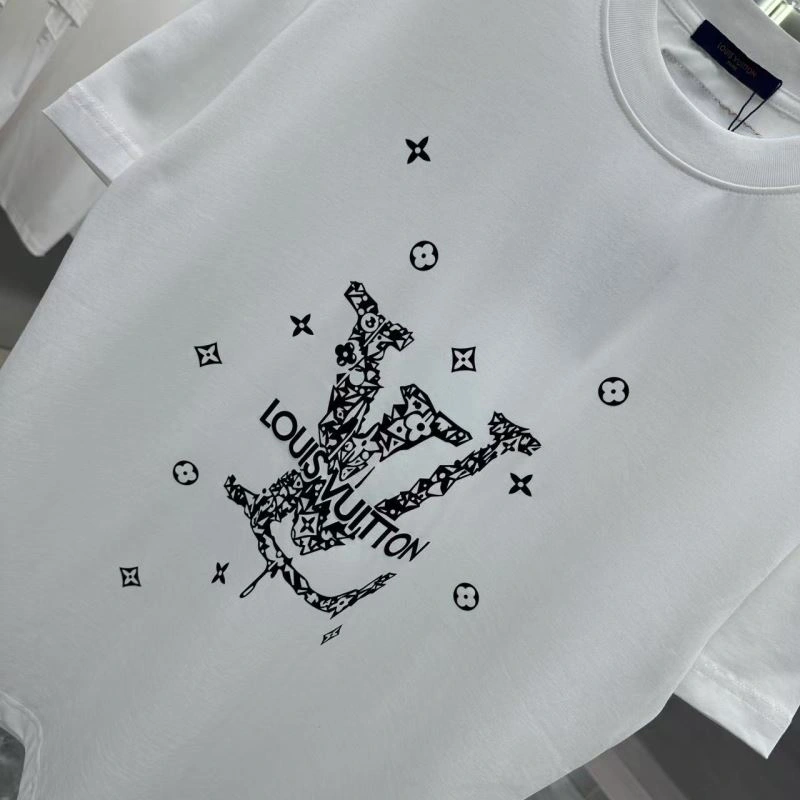ModernLook Louis Vuitton T-Shirts 133223