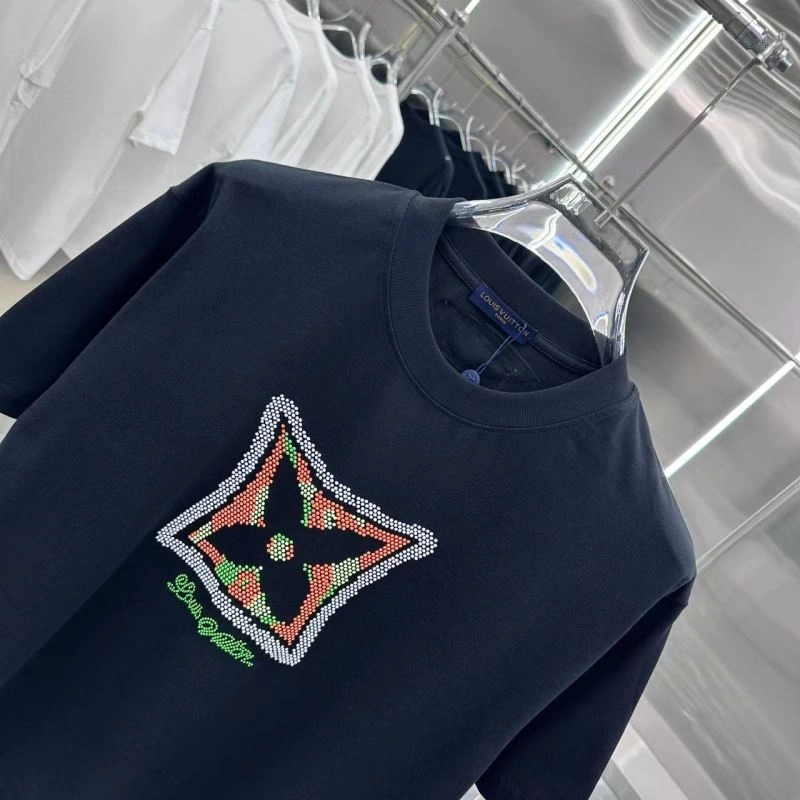 Louis Vuitton T-Shirts Popular 133193