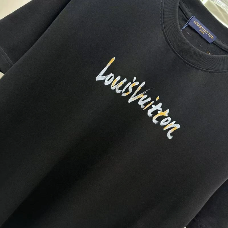 Louis Vuitton T-Shirts Modern 133203
