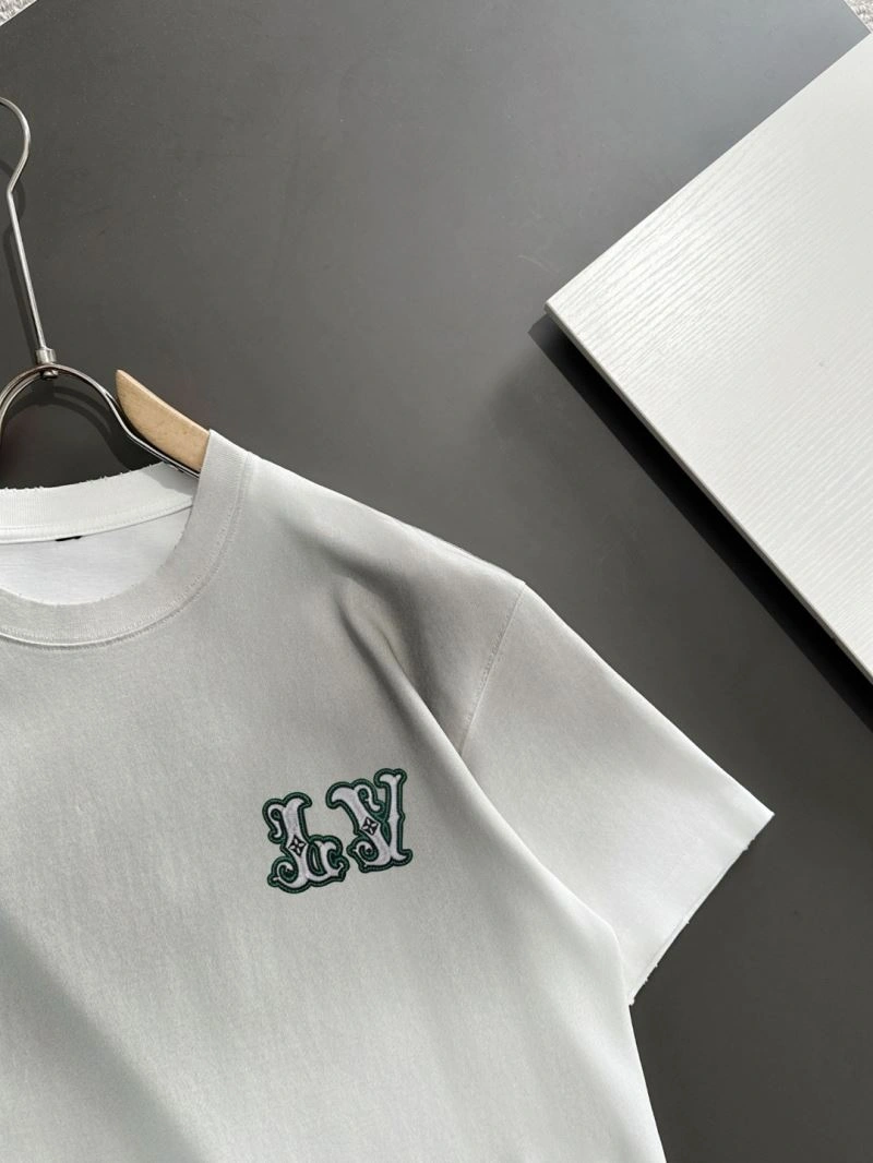 Elegant Louis Vuitton T-Shirts 133208