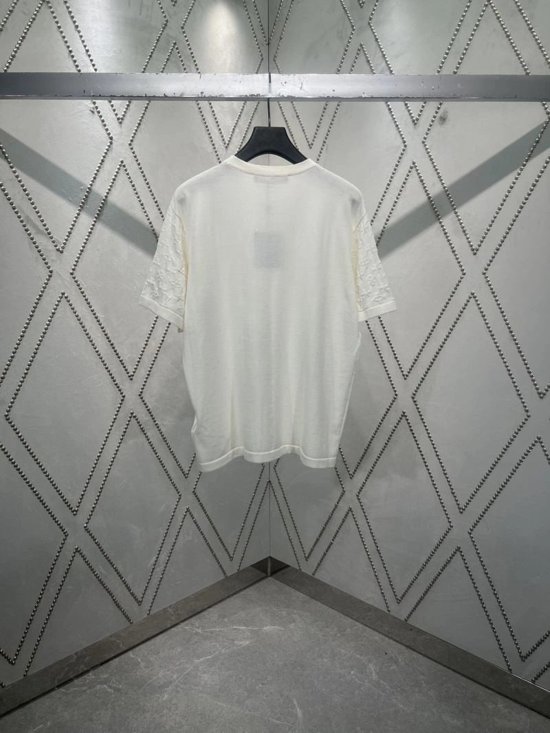 Louis Vuitton T-Shirts Minimalist 133204