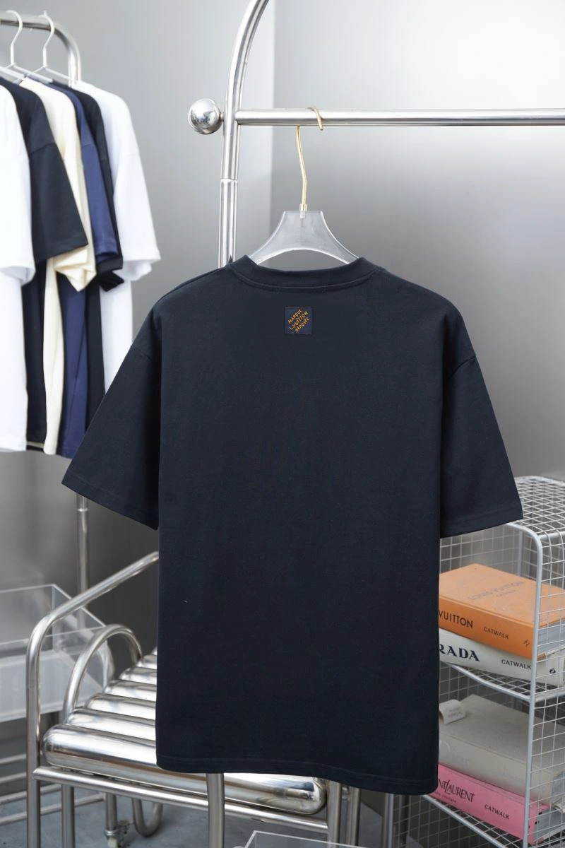RelaxedFit Louis Vuitton T-Shirts 133196