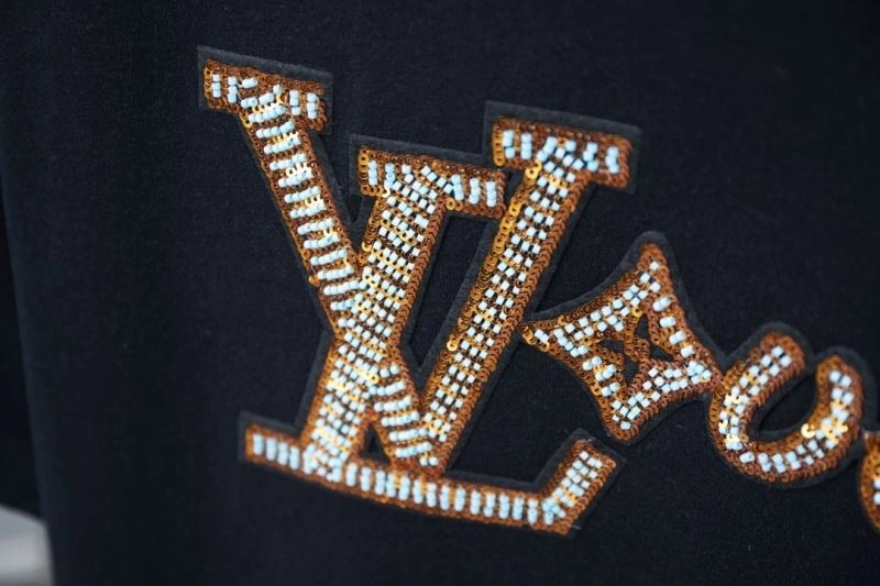 RelaxedFit Louis Vuitton T-Shirts 133196