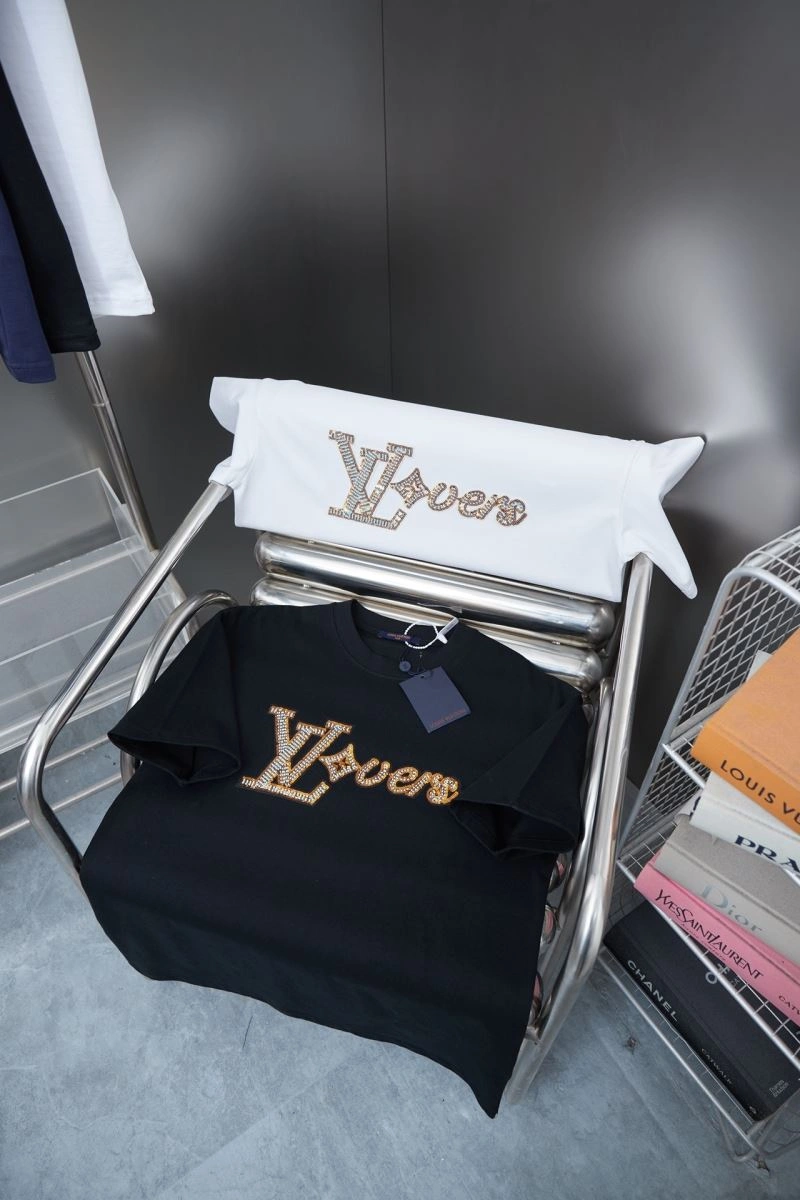 RelaxedFit Louis Vuitton T-Shirts 133196