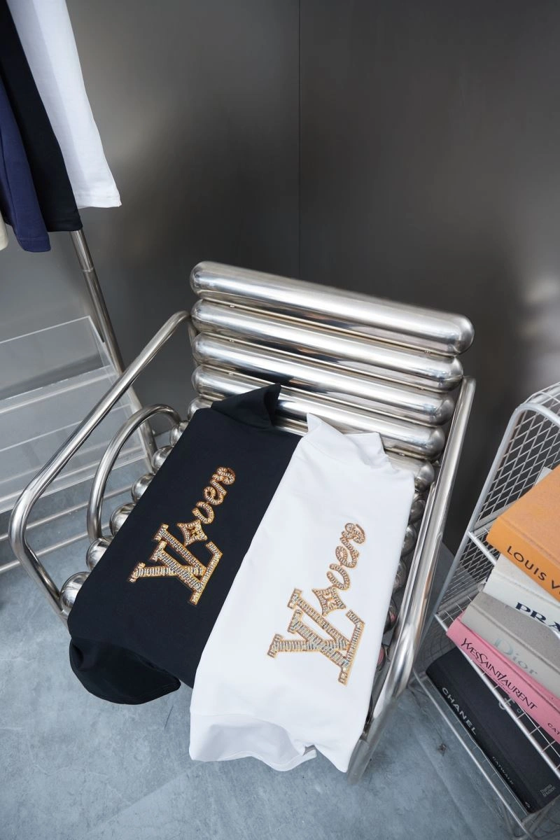 Breathable Louis Vuitton T-Shirts 133198