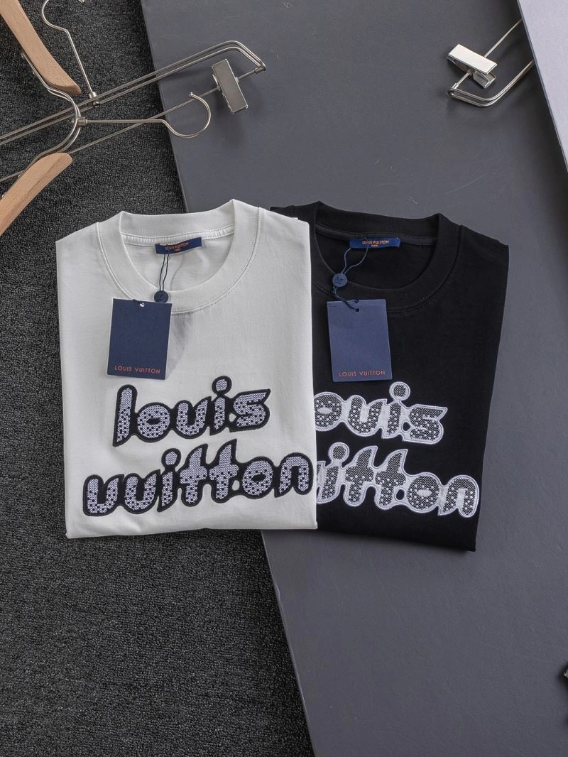 Louis Vuitton T-Shirts Minimalist 133219