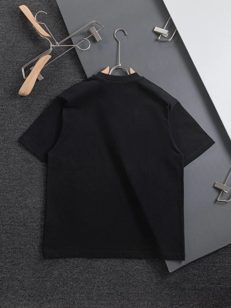 Louis Vuitton T-Shirts Minimalist 133219