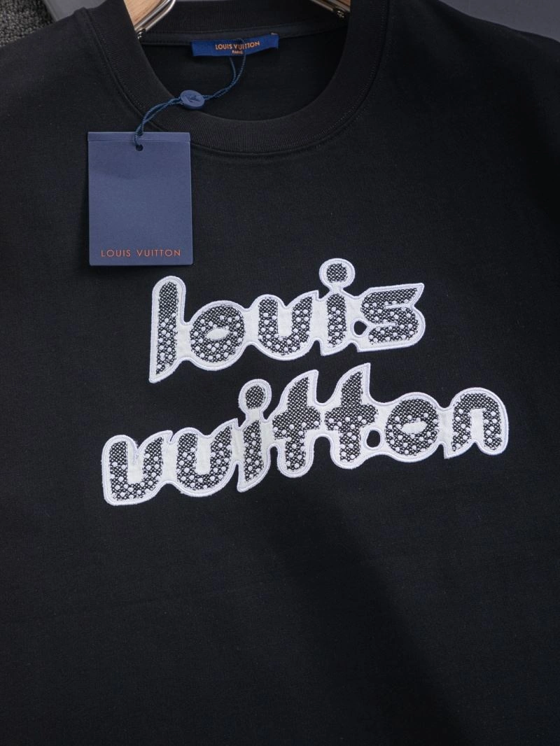 Louis Vuitton T-Shirts Minimalist 133219