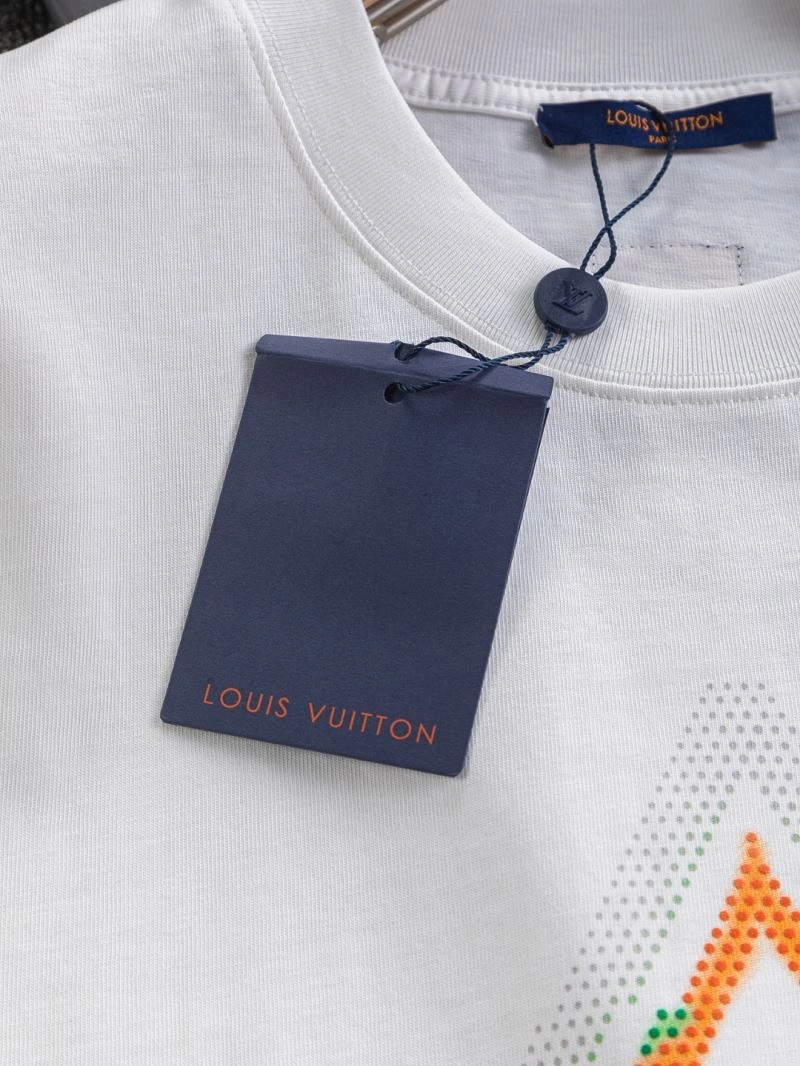 Louis Vuitton T-Shirts Minimalist 133213