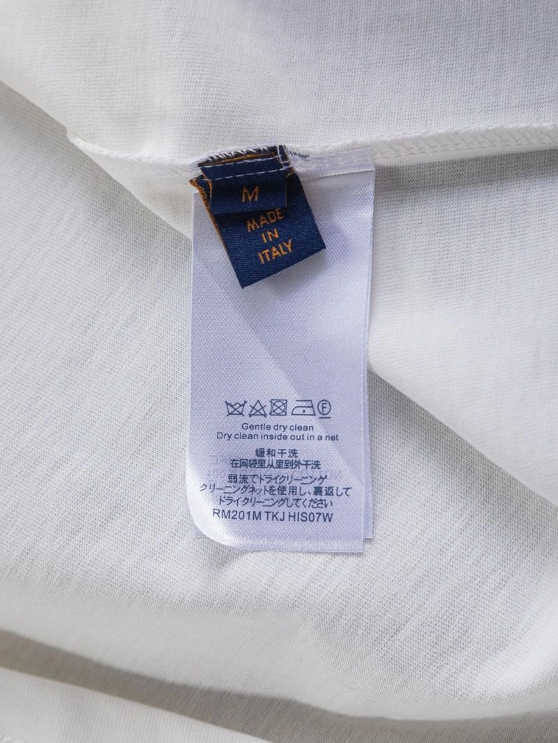 Louis Vuitton T-Shirts Minimalist 133213
