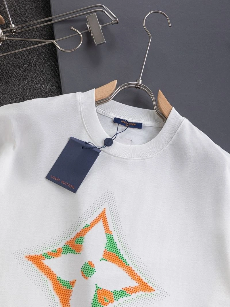 Louis Vuitton T-Shirts Minimalist 133213