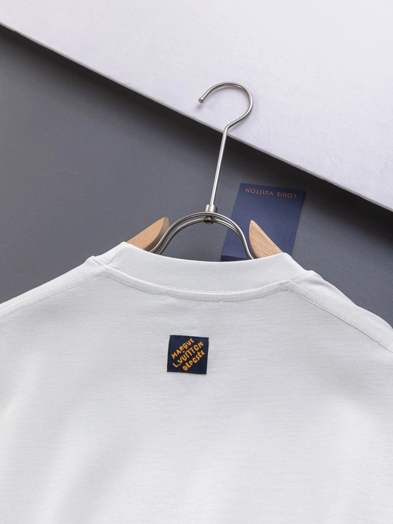 Louis Vuitton T-Shirts Minimalist 133213