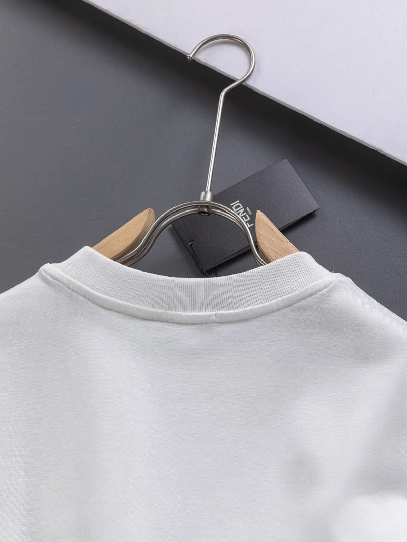 Louis Vuitton T-Shirts Minimalist 133209