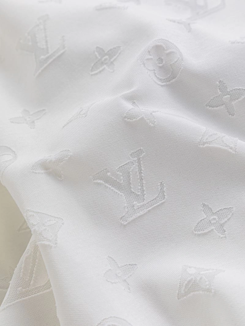 Louis Vuitton T-Shirts TimelessDesign 133185