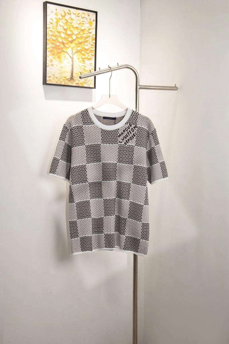 Lightweight Louis Vuitton T-Shirts 133184