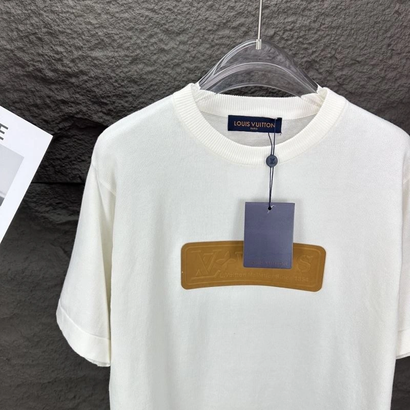 Attractive Louis Vuitton T-Shirts 133174