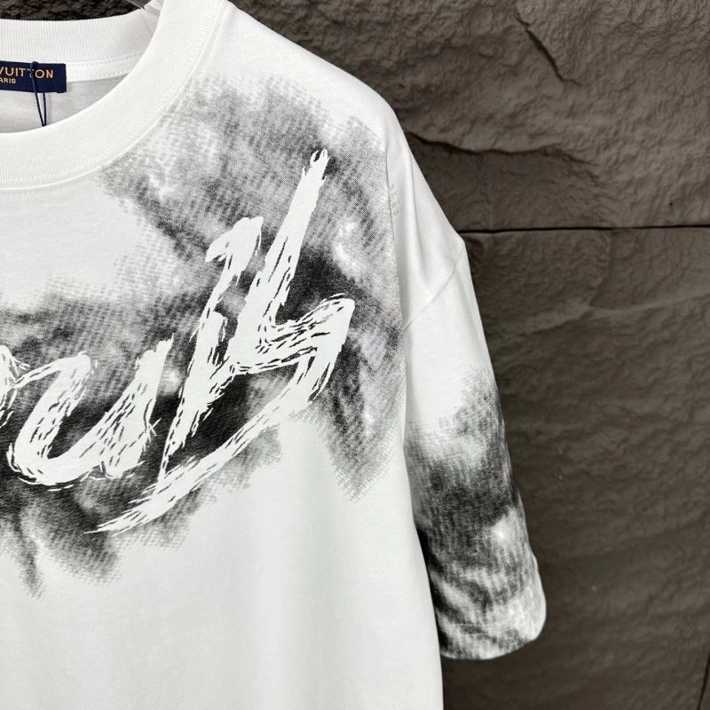Louis Vuitton T-Shirts Functional 133175