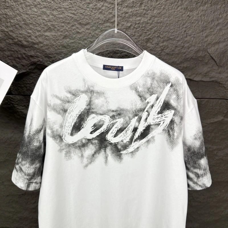 Louis Vuitton T-Shirts Functional 133175