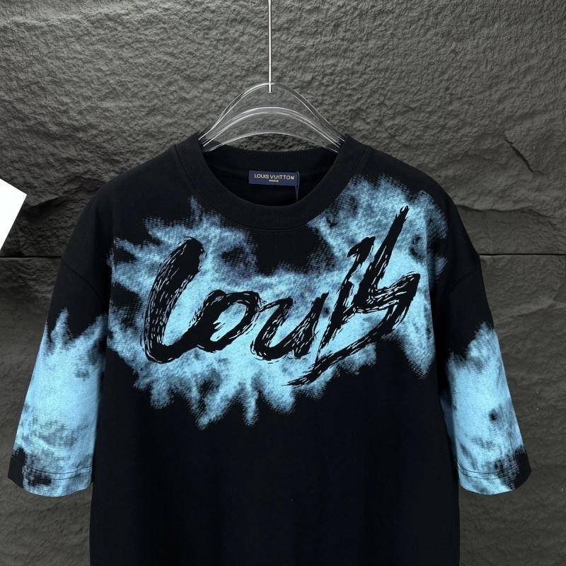 Louis Vuitton T-Shirts Trendy 133170