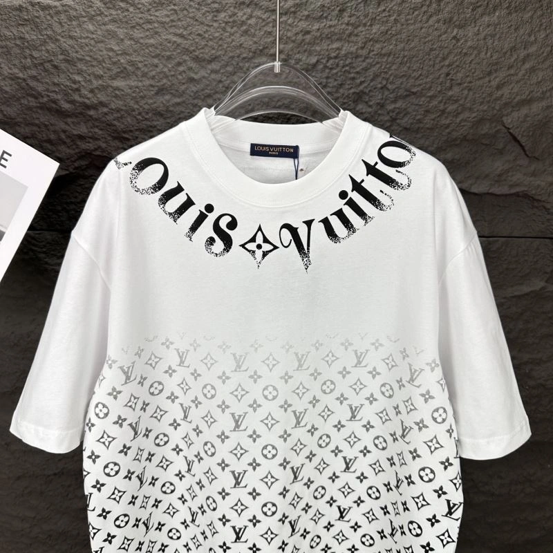 ComfortFit Louis Vuitton T-Shirts 133164