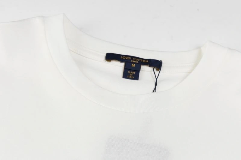 Effortless Louis Vuitton T-Shirts 133169