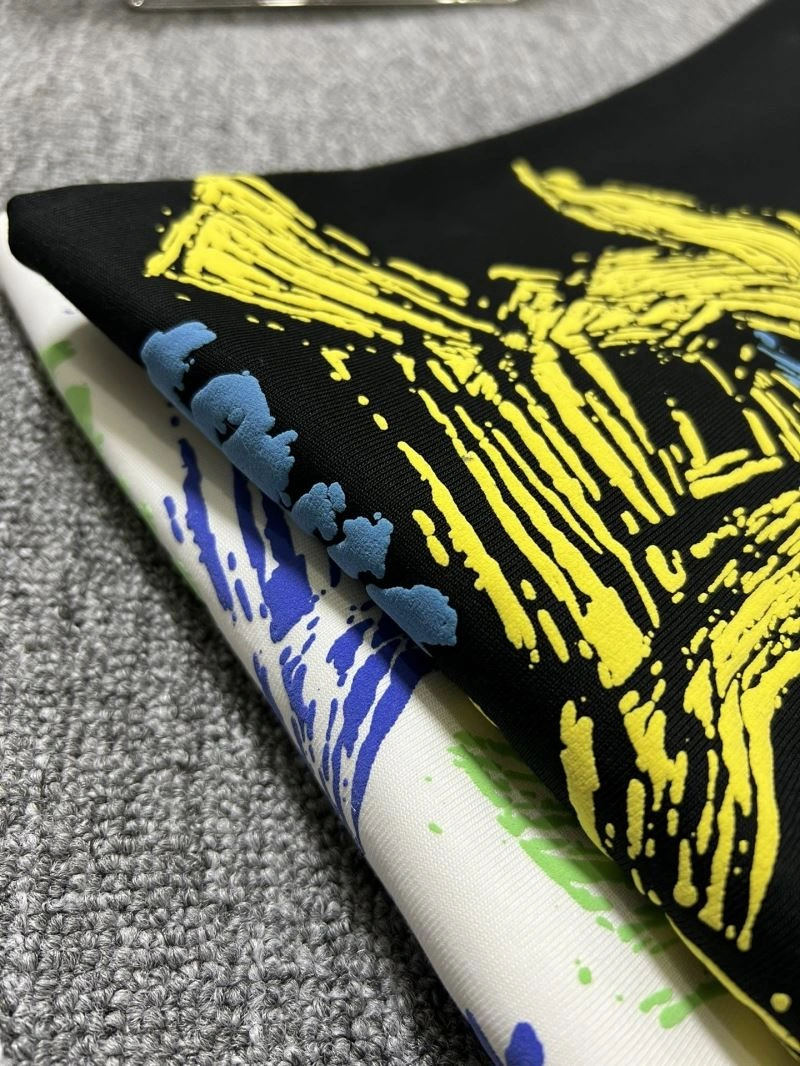 Bold Louis Vuitton T-Shirts 133165