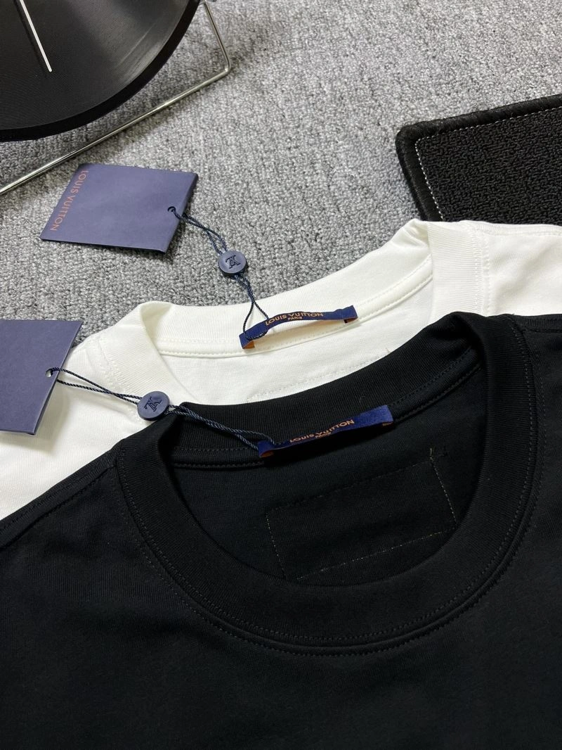 Bold Louis Vuitton T-Shirts 133165