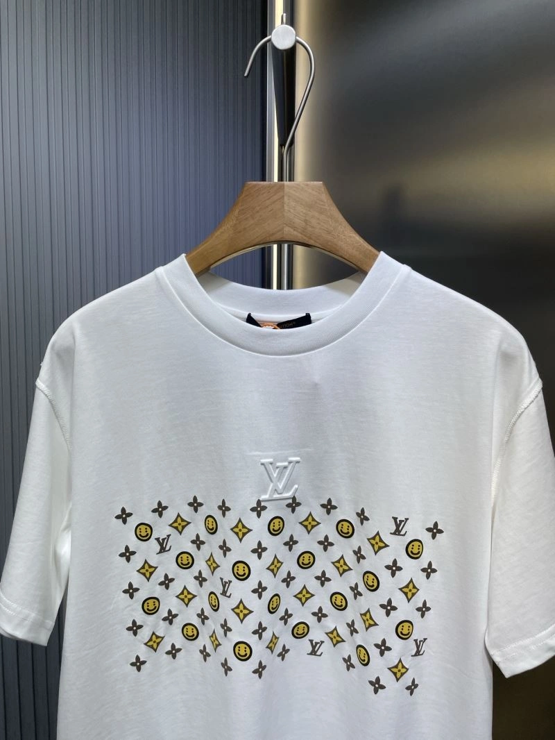 Louis Vuitton T-Shirts Fashionable 133177
