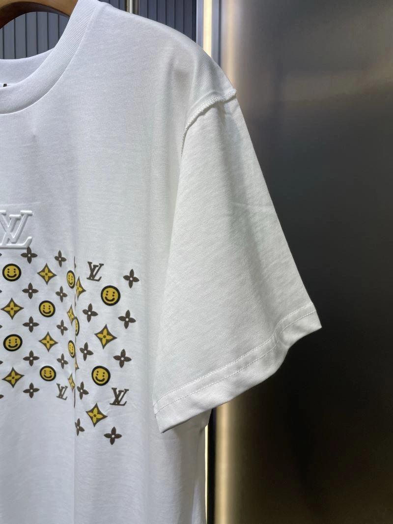 Louis Vuitton T-Shirts Fashionable 133177