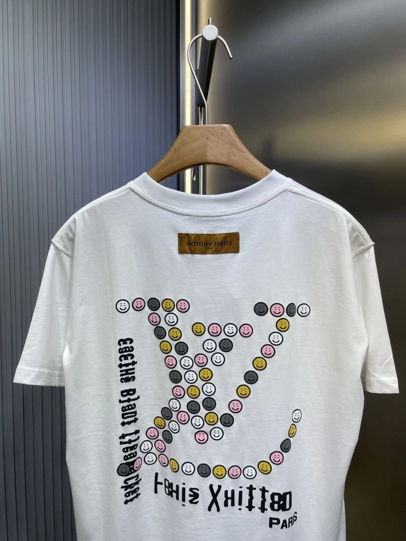 Louis Vuitton T-Shirts Fashionable 133177