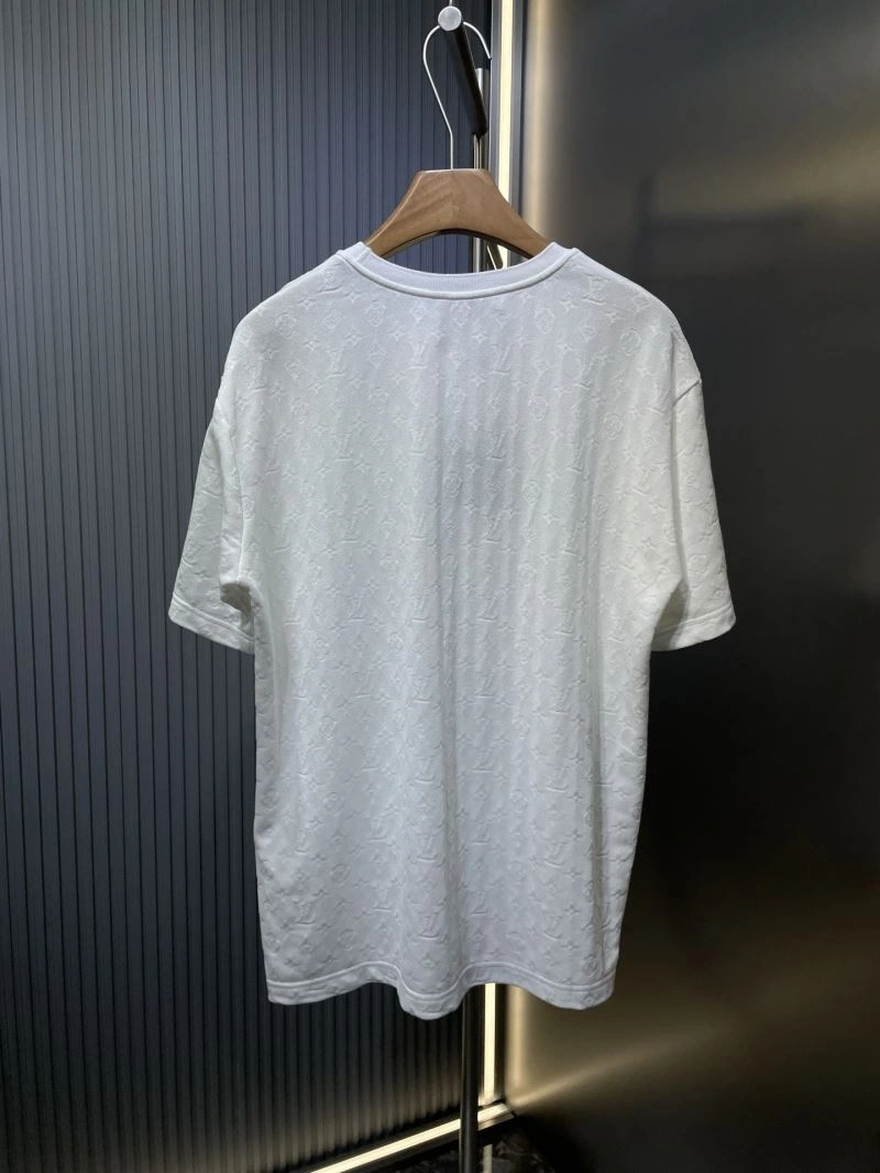 Louis Vuitton T-Shirts OdorResistant 133156