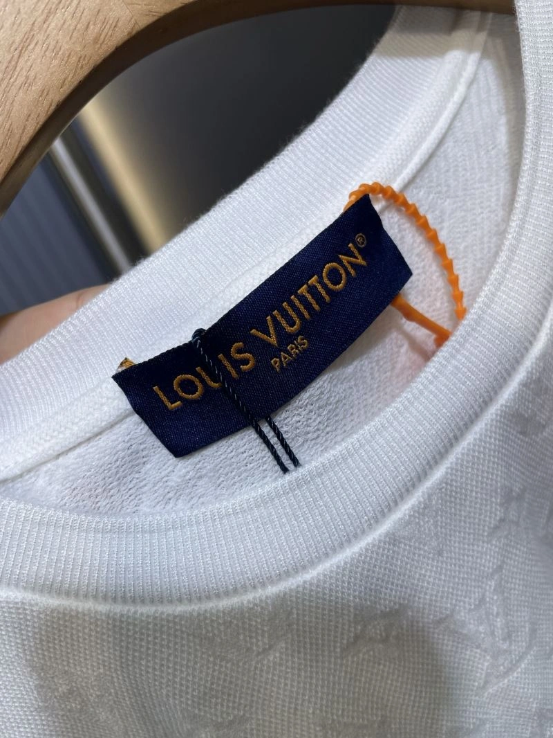 Louis Vuitton T-Shirts OdorResistant 133156