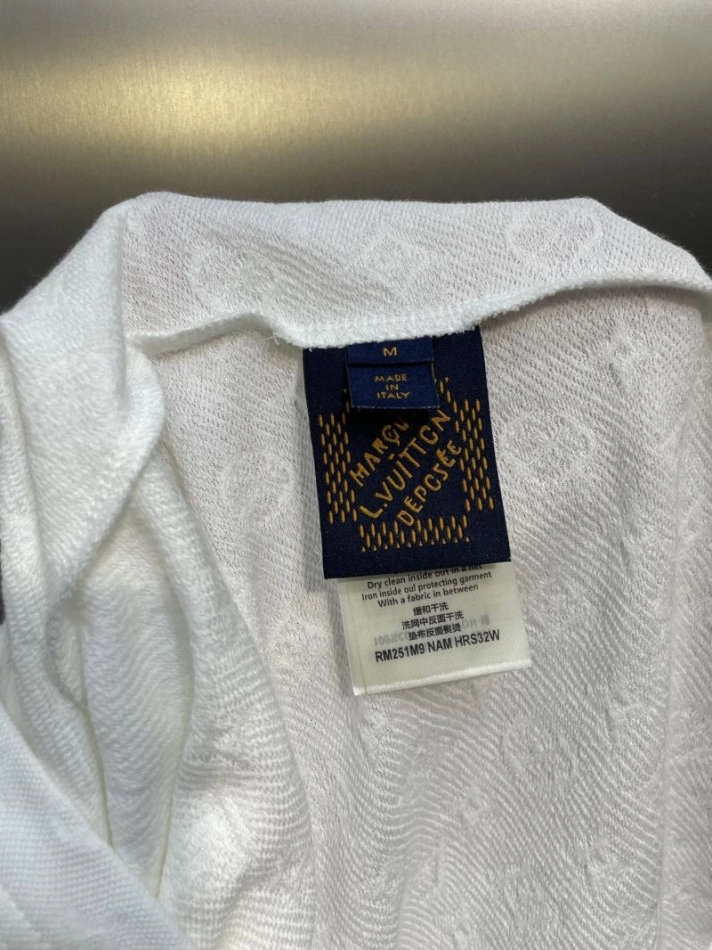 Louis Vuitton T-Shirts OdorResistant 133156