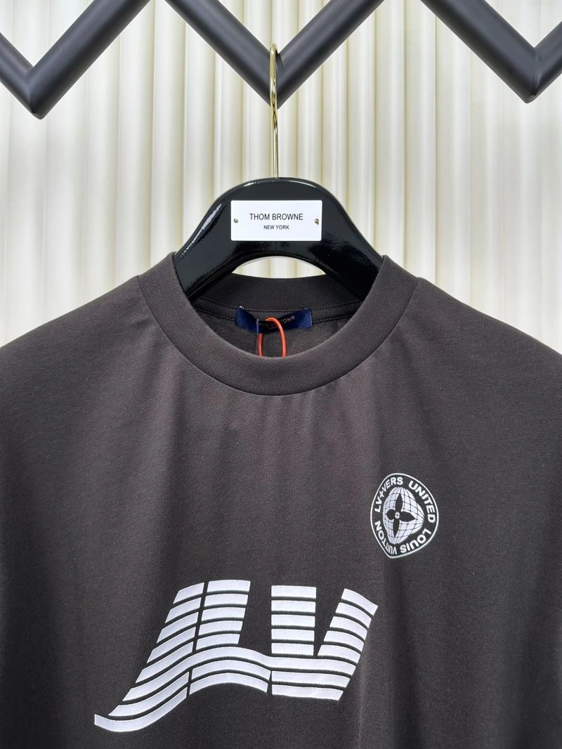 Louis Vuitton T-Shirts Cozy 133153