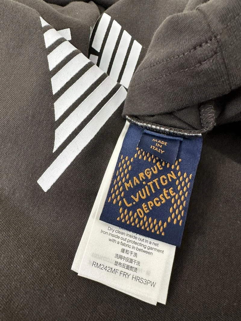 Louis Vuitton T-Shirts Cozy 133153