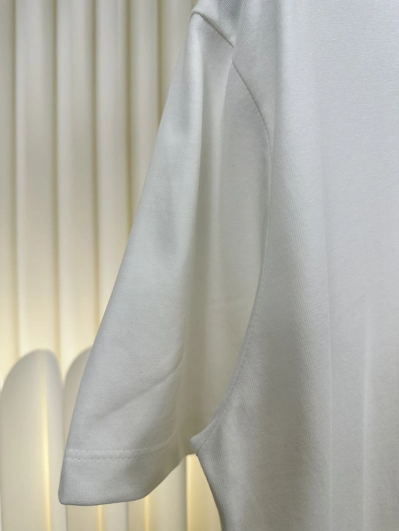 Chic Louis Vuitton T-Shirts 133148