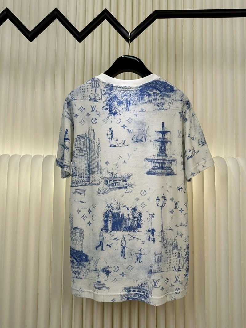 Flexible Louis Vuitton T-Shirts 132677
