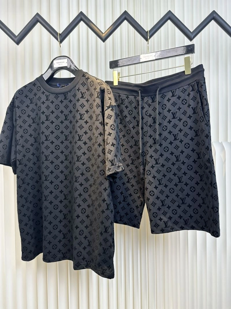 Louis Vuitton T-Shirts Seasonal 132667