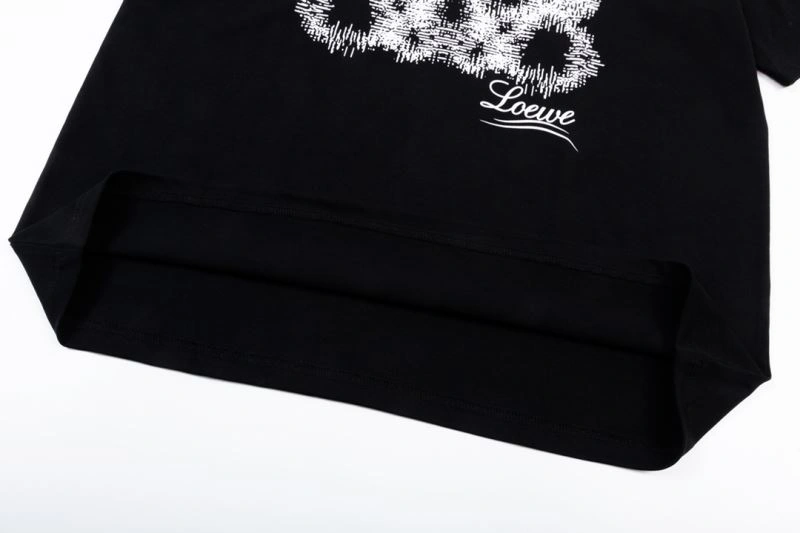 Bold Louis Vuitton T-Shirts 132653