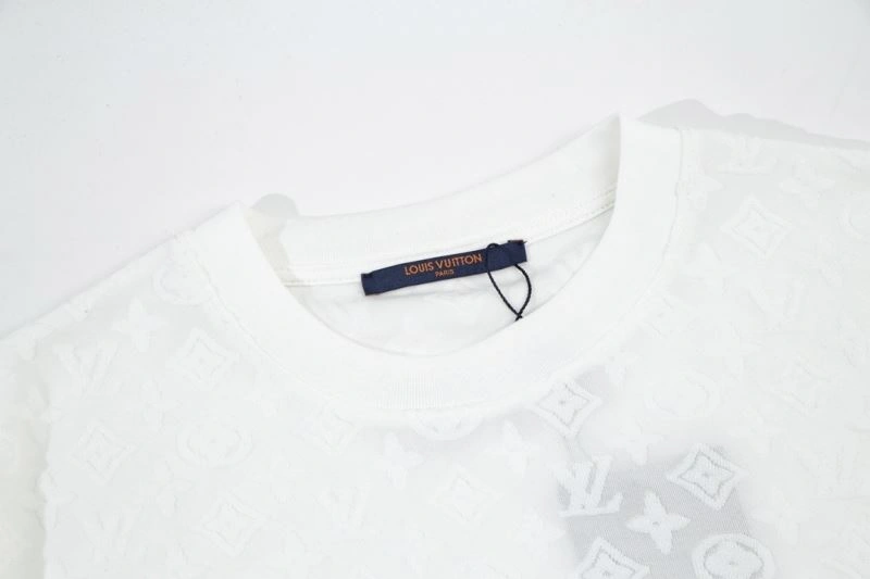 WellDesigned Louis Vuitton T-Shirts 132658