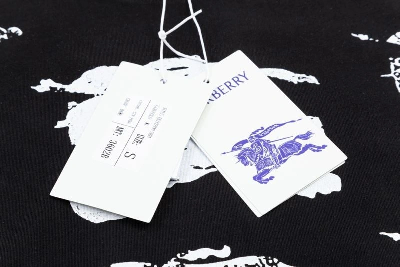 Unisex Louis Vuitton T-Shirts 132657