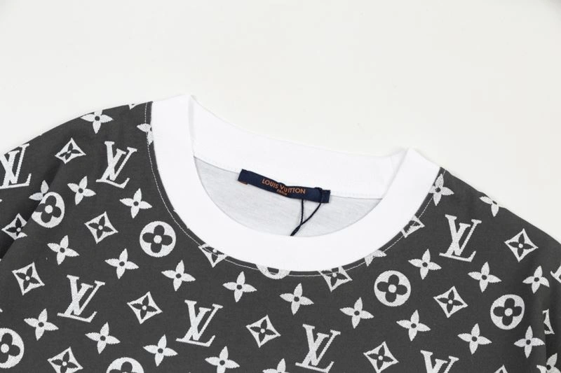 Louis Vuitton T-Shirts SmoothTexture 132648