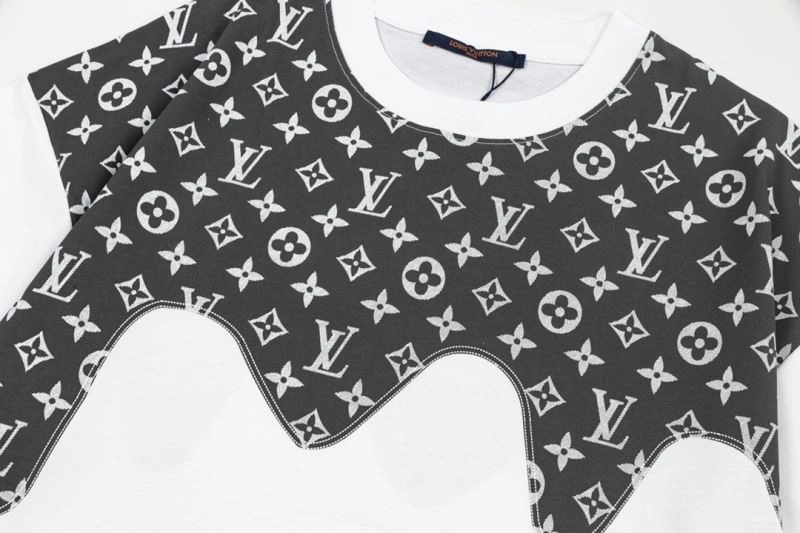 Louis Vuitton T-Shirts SmoothTexture 132648