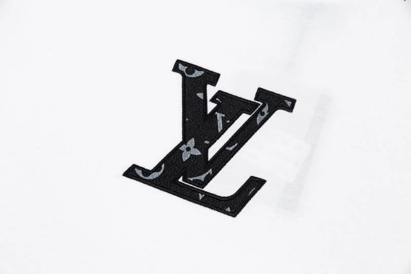 Louis Vuitton T-Shirts StreetReady 132646