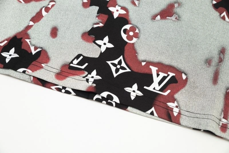 Durable Louis Vuitton T-Shirts 132649