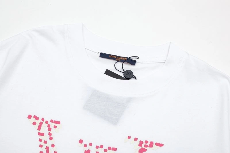 Louis Vuitton T-Shirts MultiPurpose 132639