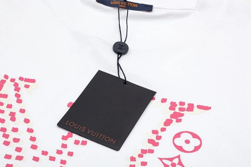 Louis Vuitton T-Shirts MultiPurpose 132639