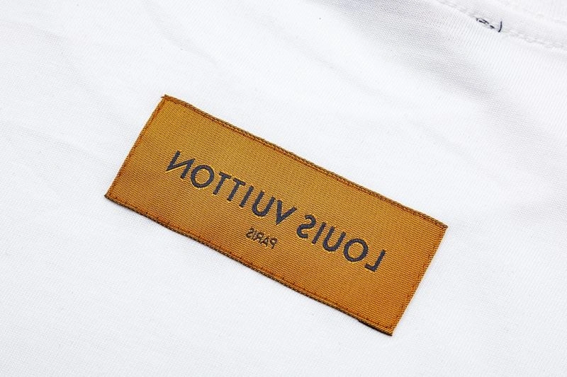 Louis Vuitton T-Shirts MultiPurpose 132639